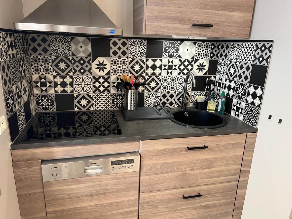 Bel Appartement 2 Chambres Au Coeur Du Village Eyragues Εξωτερικό φωτογραφία
